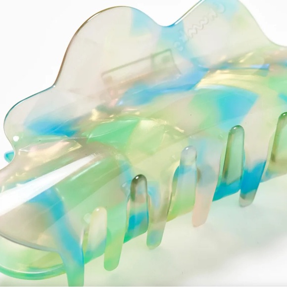 NWOT Chunks Nimbus Claw in Jelly - Picture 2 of 9